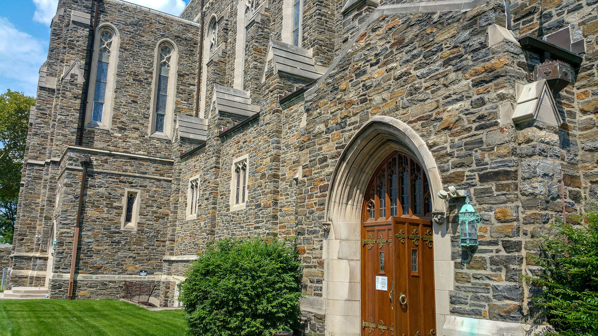 Columbus Ohio Church on Broad Street Aug 14 2018 Thoughts of God